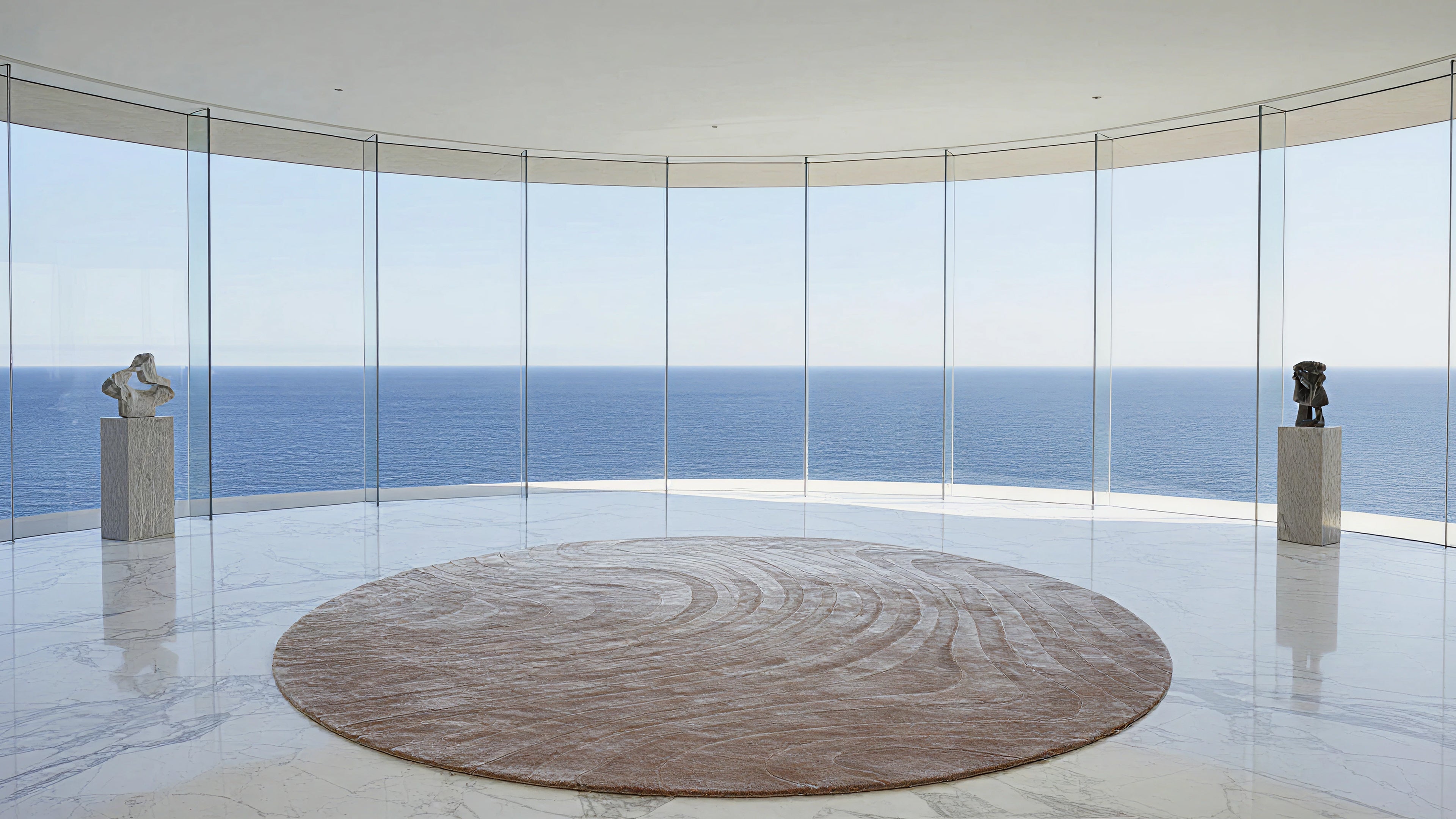 Mauj / Round Beige Hand-Tufted Bamboo Silk Rug