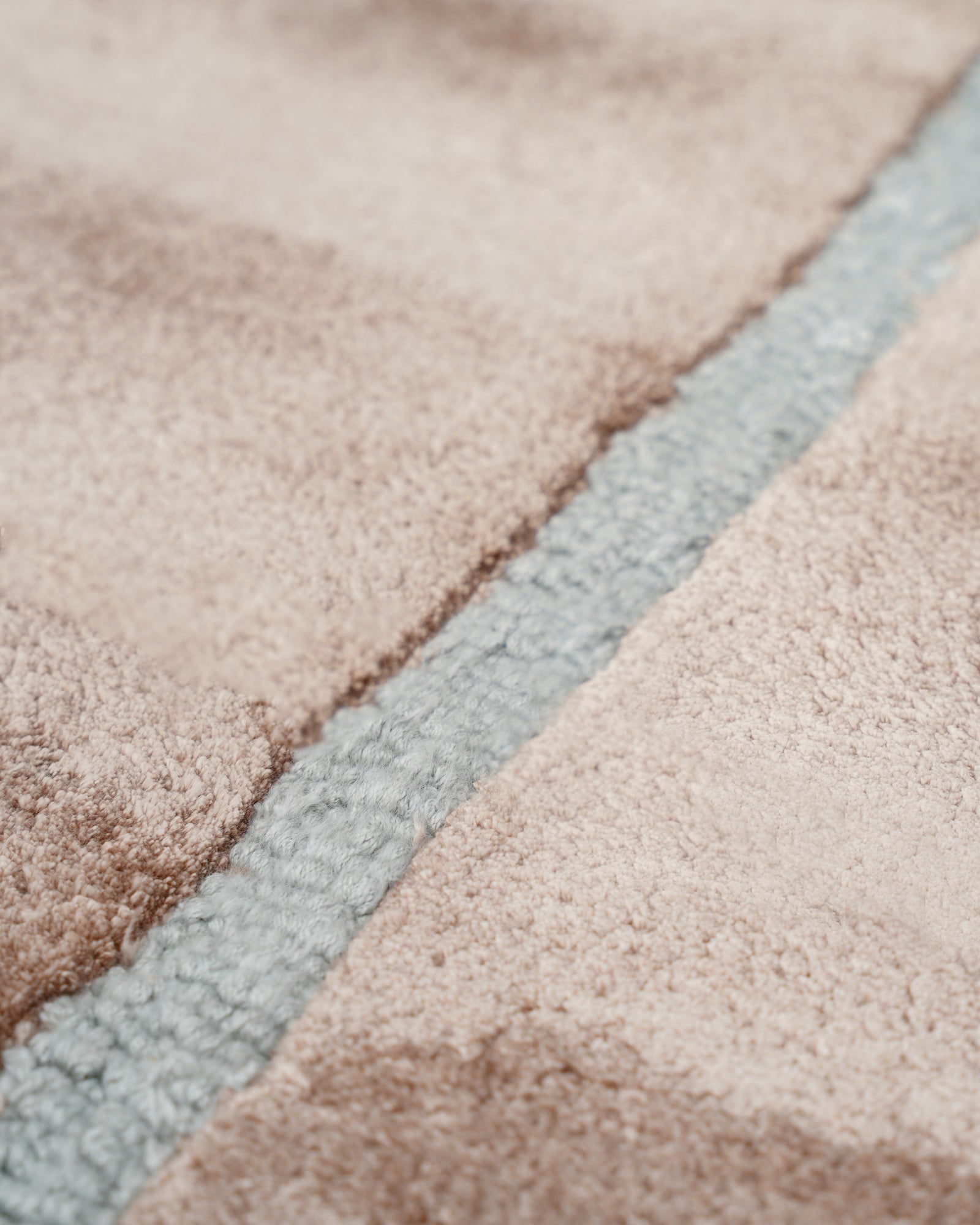 Sable Hand Tufted Rug 200x300 cm Aiba World