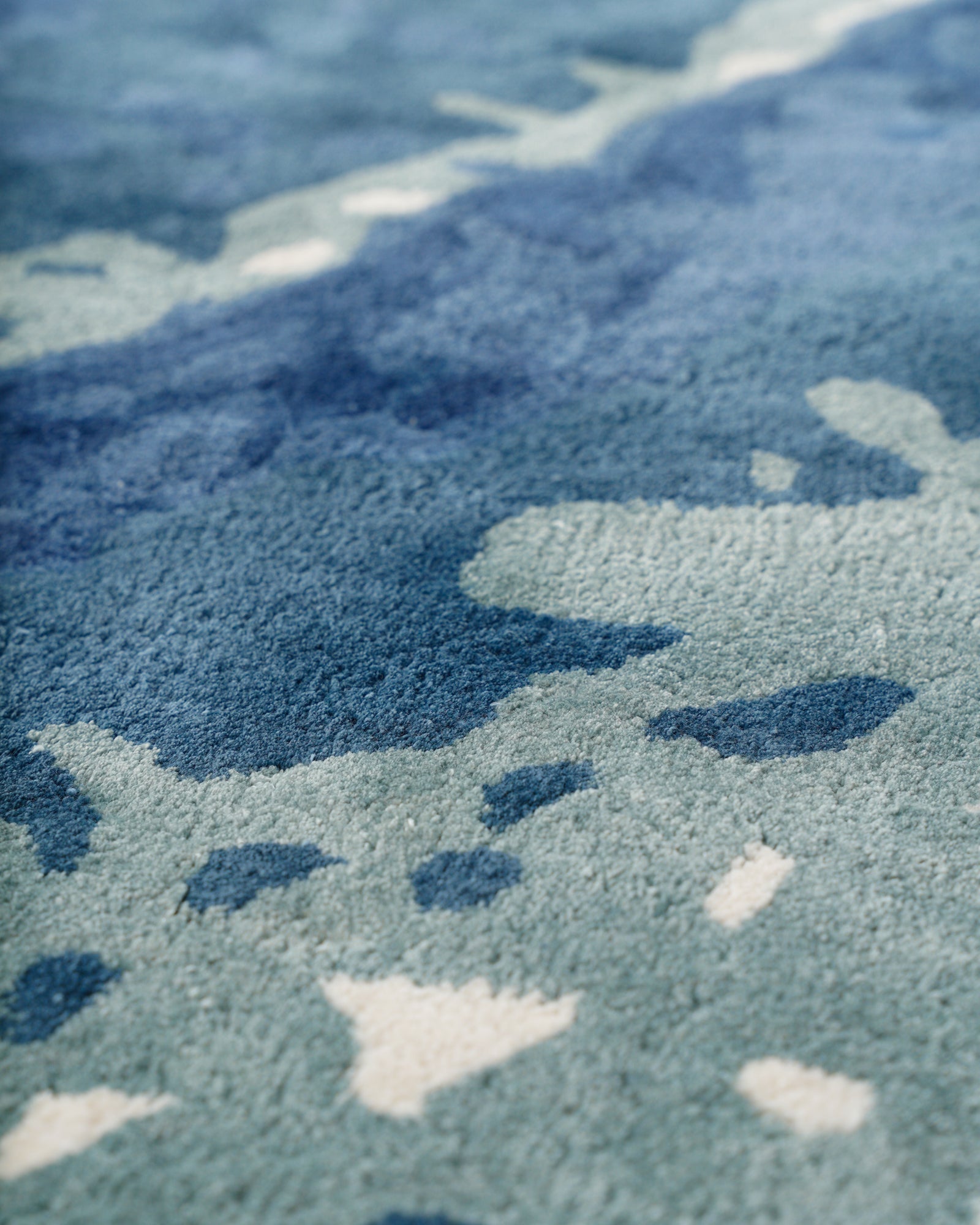 Azure Hand Tufted Rug 300x300 cm Aiba World