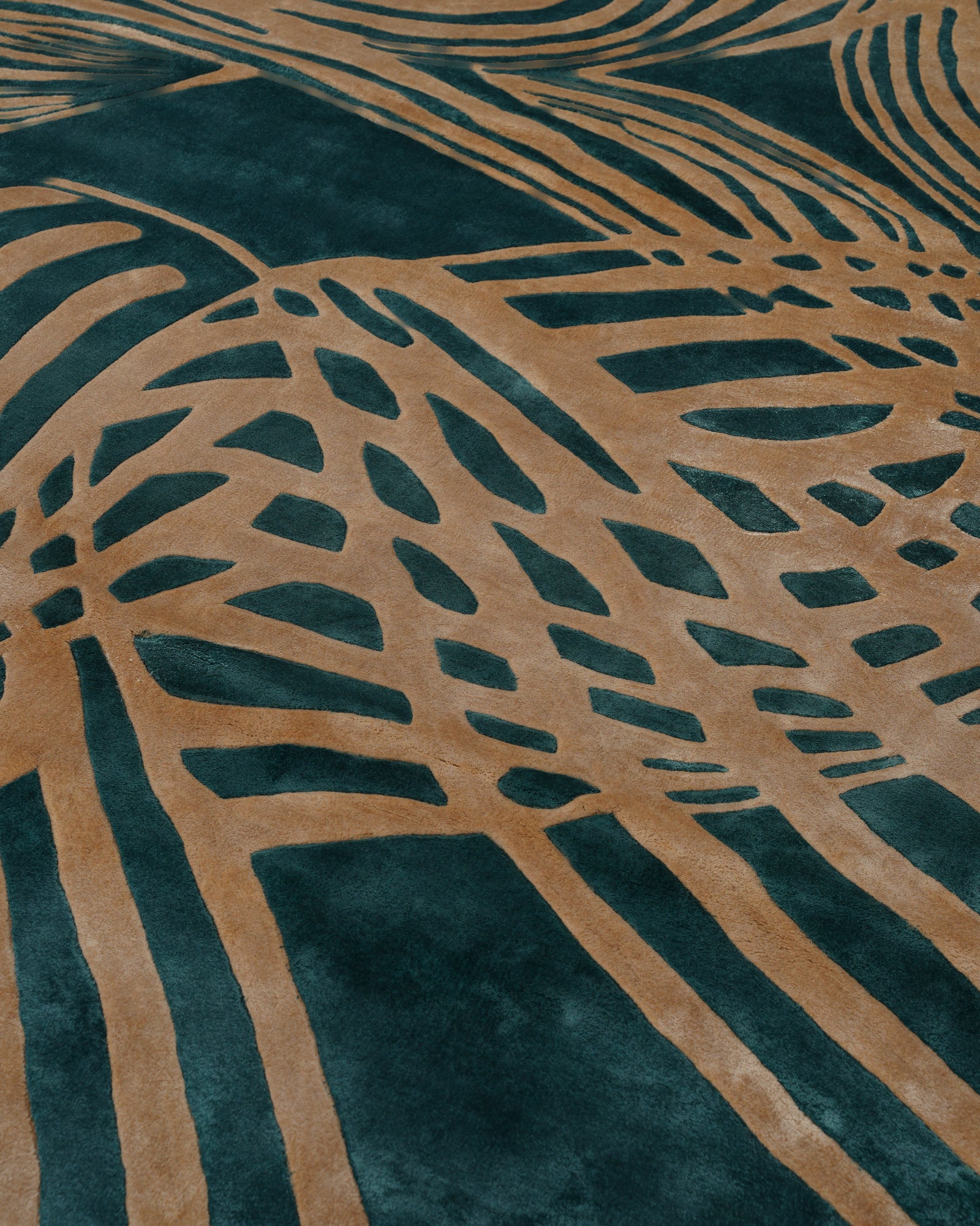 Thorn Hand Tufted Rug 250x350 cm Aiba World