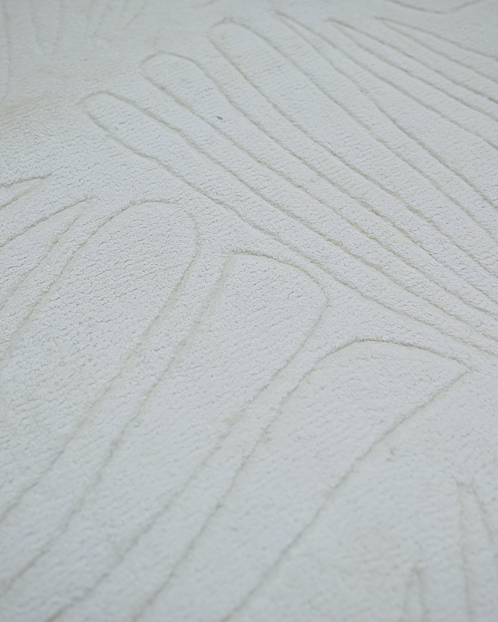 Pure White Tonal Brush-Stroke Hand-Tufted 100% Tencel Rug close-up