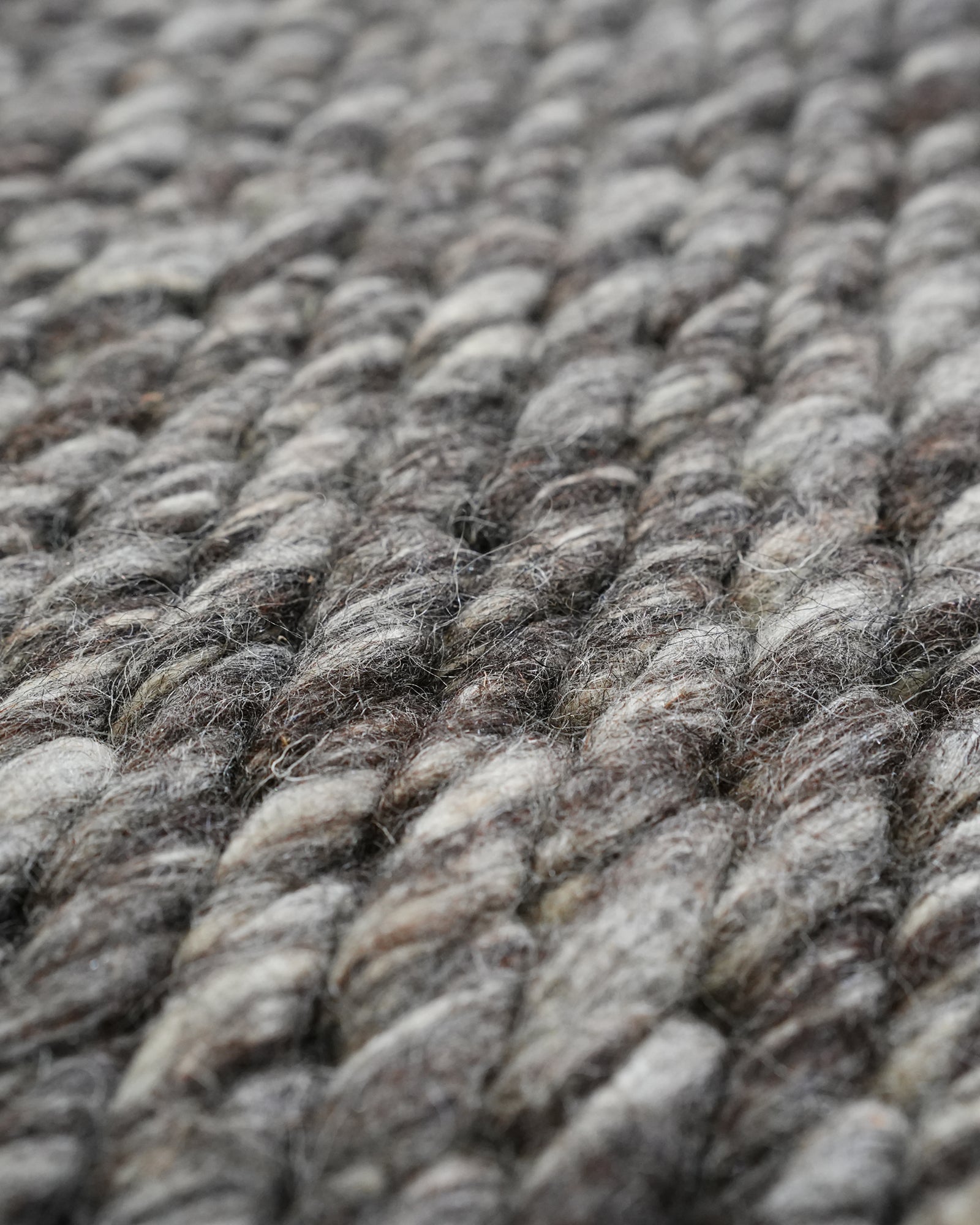 Saaya / Solid Gray Handmade Flat Weave New Zealand Wool Rug