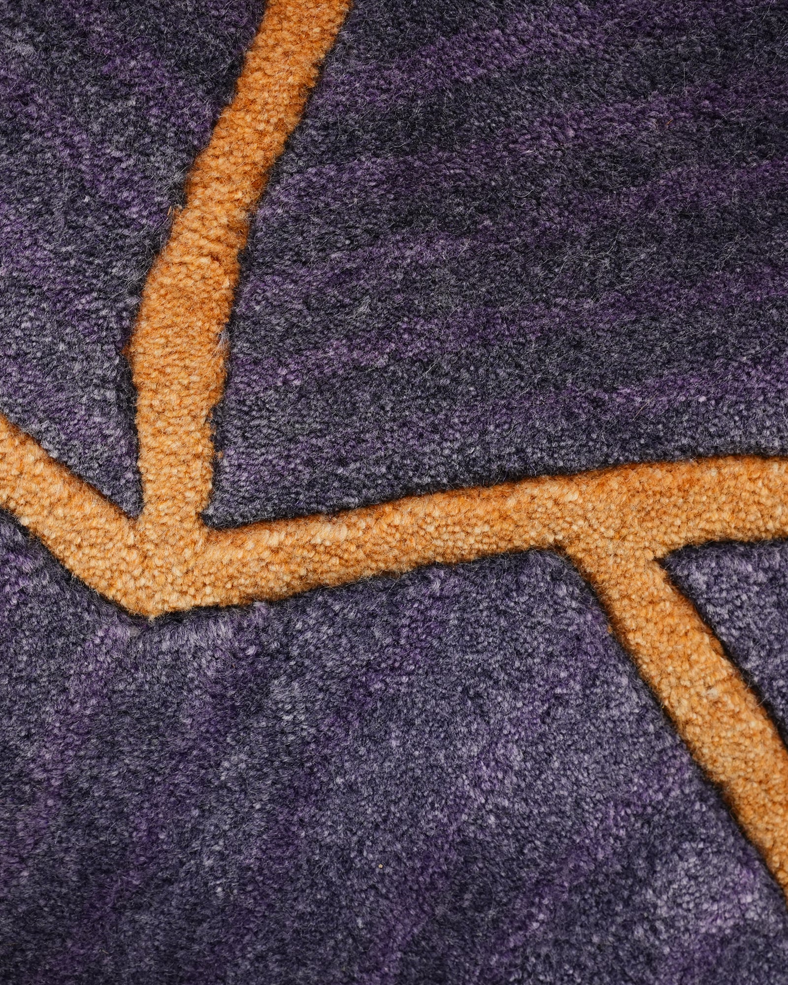 Parvat / Modern Sunset Design Hand-Tufted Silk & Wool Rug
