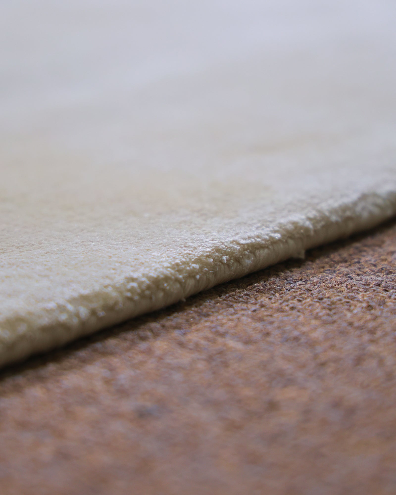 Noor / Ivory Cream Loom-Knotted Bamboo Silk Rug