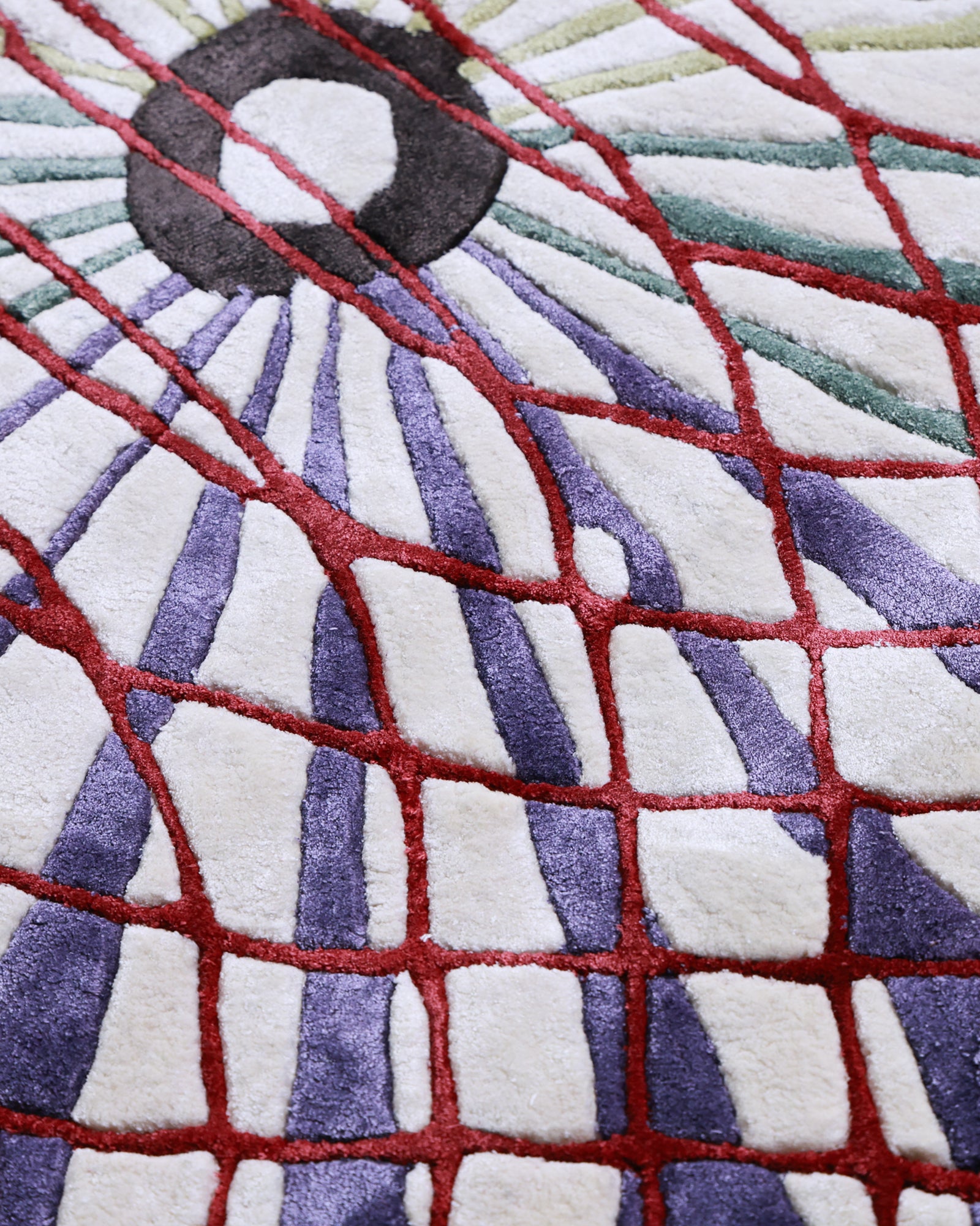 Gulraaz / Floral Pattern Hand-Tufted Bamboo Silk Rug