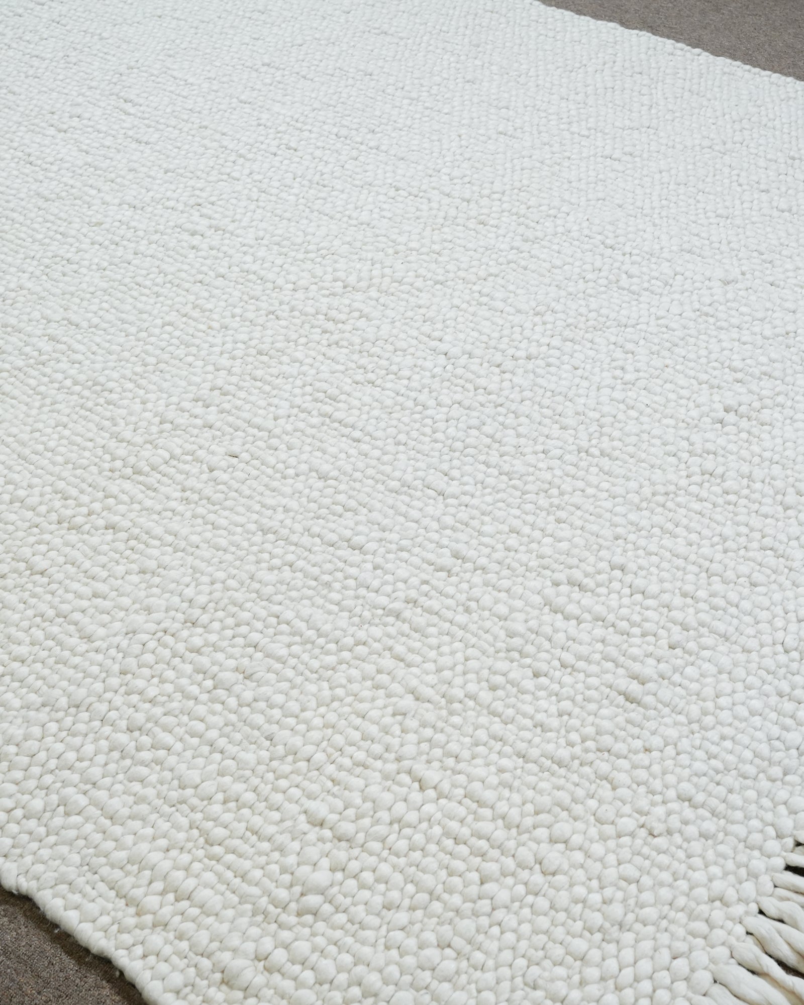 Subah / Solid Cream Handmade Flat Weave New Zealand Wool Rug